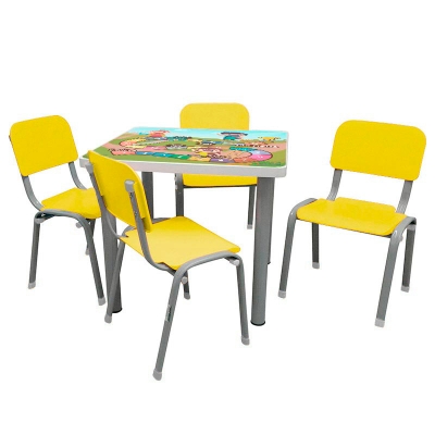 Mesa Adesivada com 4 Cadeiras WP Kids Amarelas